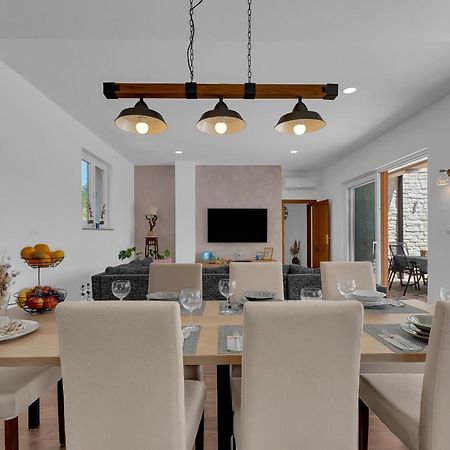 Charming Holiday Home Dolac In Rural Area With Pool Slime Εξωτερικό φωτογραφία