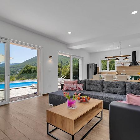 Charming Holiday Home Dolac In Rural Area With Pool Slime Εξωτερικό φωτογραφία