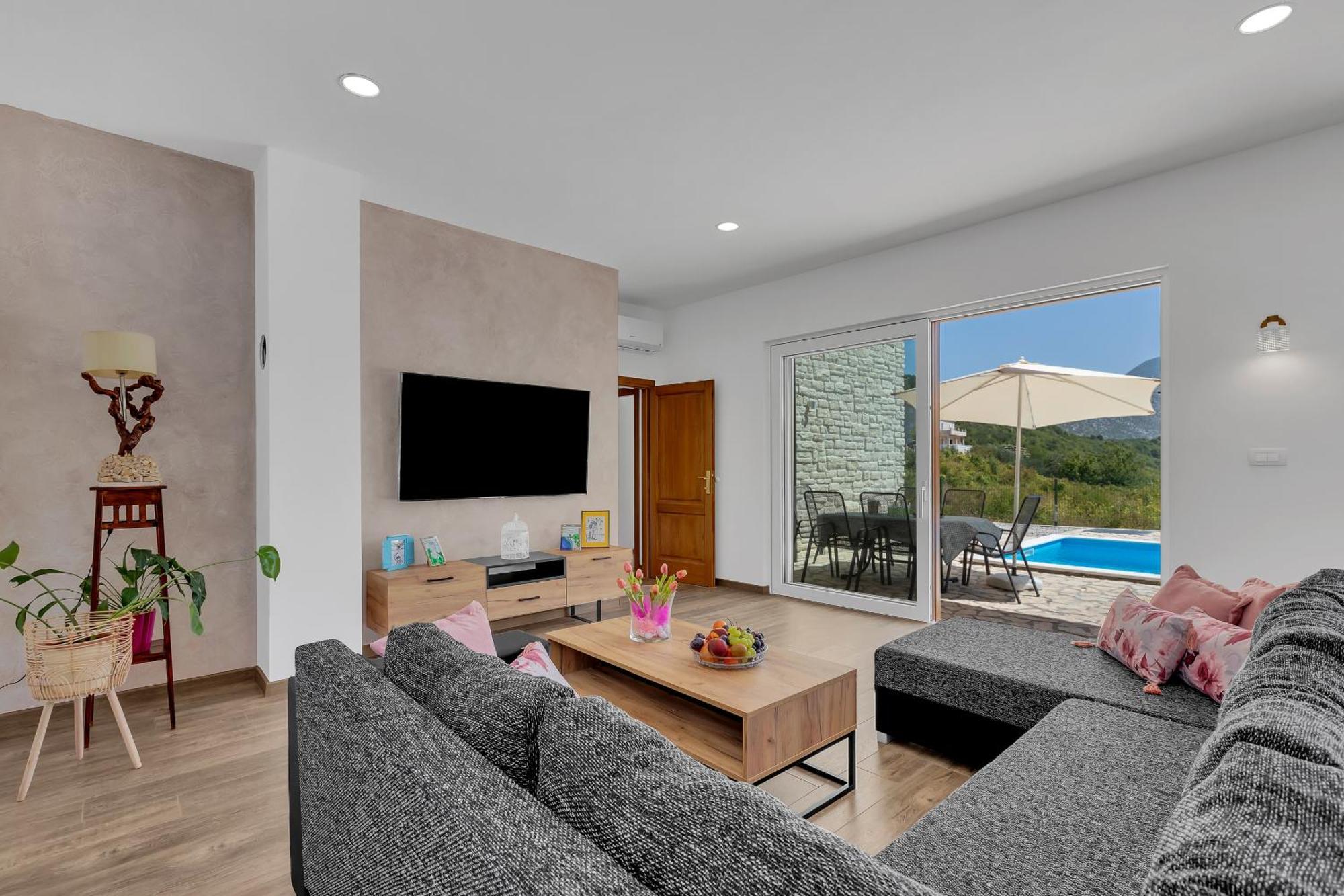 Charming Holiday Home Dolac In Rural Area With Pool Slime Εξωτερικό φωτογραφία