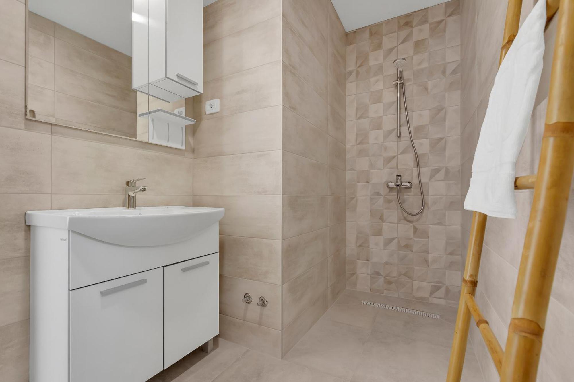 Charming Holiday Home Dolac In Rural Area With Pool Slime Εξωτερικό φωτογραφία